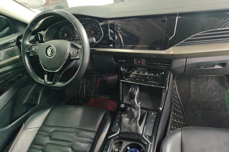 Used Volkswagen Passat 2020 Facelift 330TSI Elite Edition China VI Standard Instrument Cluster