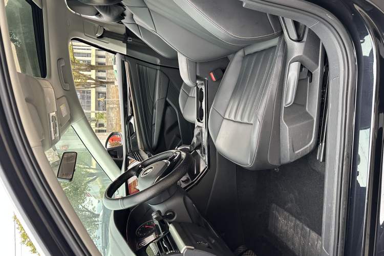 Used Volkswagen Passat 2020 Revised Version 280TSI Business Edition China VI Standard Interior 1