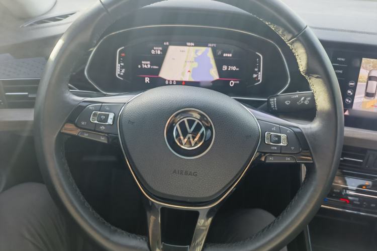 Used Volkswagen Passat 2020 Revised Version 330TSI Luxury Edition China VI Standard Interior 10
