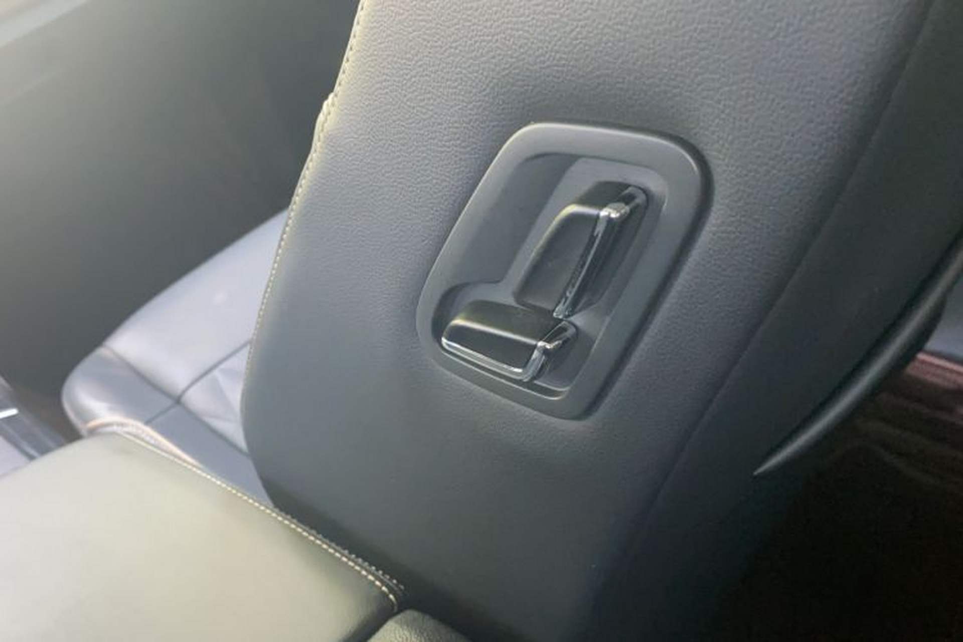 Used Volkswagen Passat 2020 Revised Version 330TSI Luxury Edition China VI Standard Interior 2