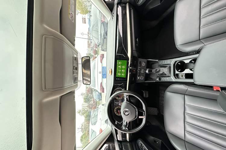 Used Volkswagen Passat 2020 Revised Version 280TSI Business Edition China VI Standard Interior 2