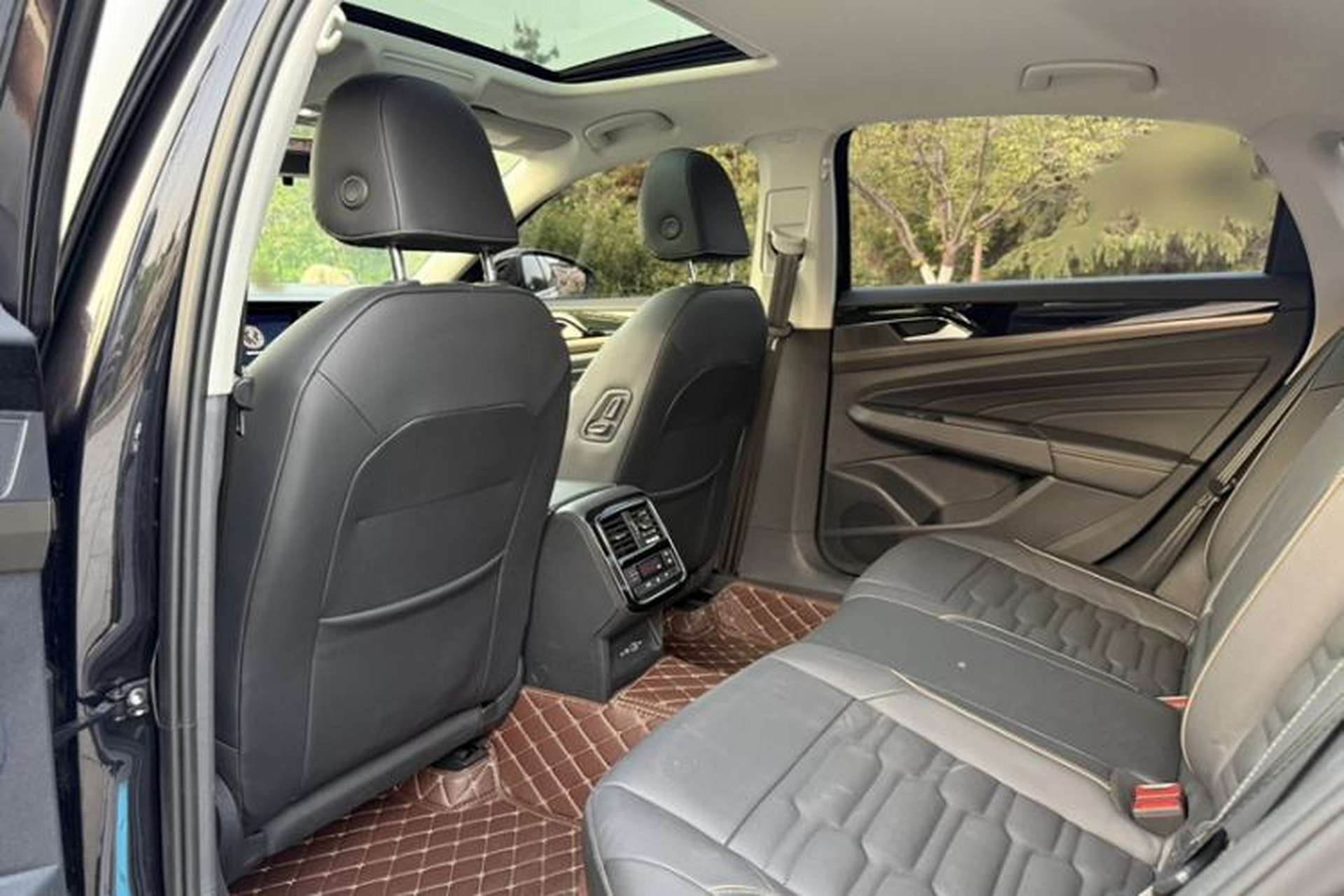 Used Volkswagen Passat 2020 280TSI Elite Edition China VI Standard Interior 2