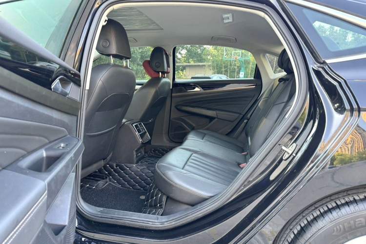 Used Volkswagen Passat 2020 Revised Version 280TSI Business Edition China VI Standard Interior 2