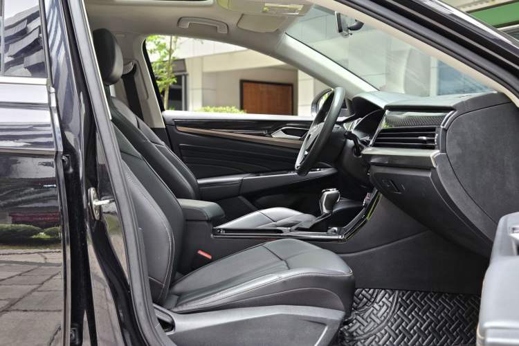 Used Volkswagen Passat 2020 280TSI Business Edition China V Standard Interior 3
