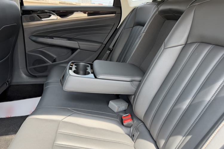 Used Volkswagen Passat 2020 280TSI Business Edition China VI Standard Interior 4