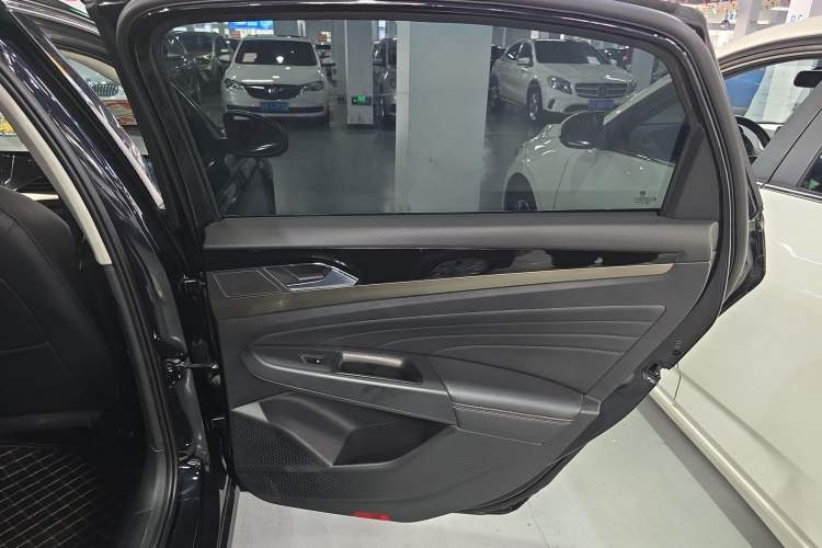 Used Volkswagen Passat 2020 Revised Version 280TSI Business Edition China VI Standard Interior 5