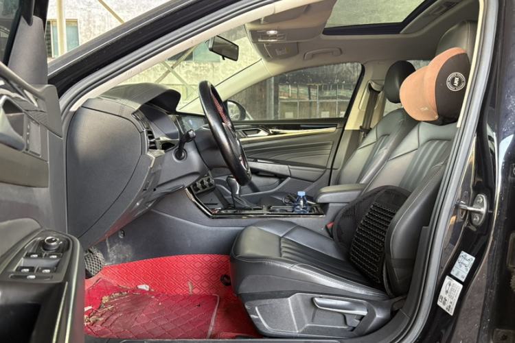 Used Volkswagen Passat 2020 Revised Version 280TSI Business Edition China VI Standard Interior 5