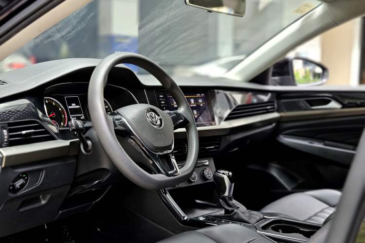 Used Volkswagen Passat 2020 280TSI Business Edition China V Standard Interior 5