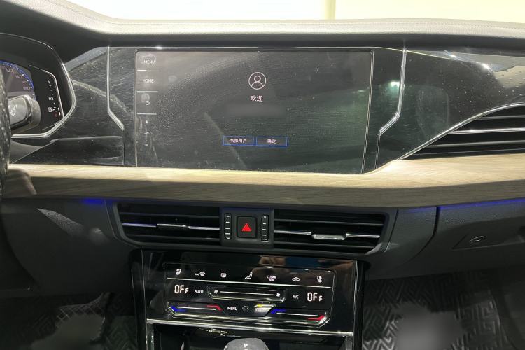 Used Volkswagen Passat 2020 Revised Version 330TSI Luxury Edition China VI Standard Interior 6