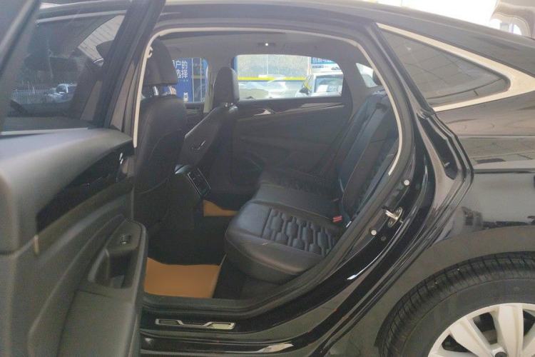 Used Volkswagen Passat 2020 330TSI Elite Edition China VI Interior 6