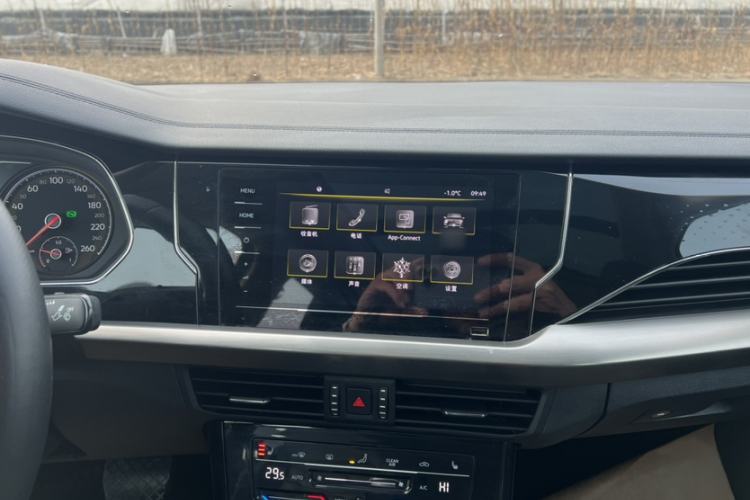Used Volkswagen Passat 2020 330TSI Elite Edition China VI Interior 6