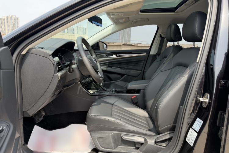 Used Volkswagen Passat 2020 280TSI Business Edition China VI Standard Interior 8