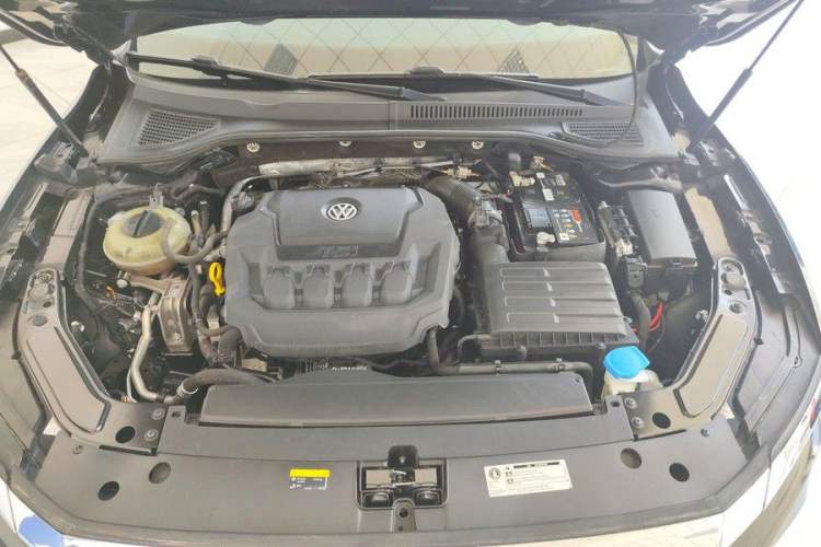 Used Volkswagen Passat 2020 330TSI Elite Edition China VI Interior 9