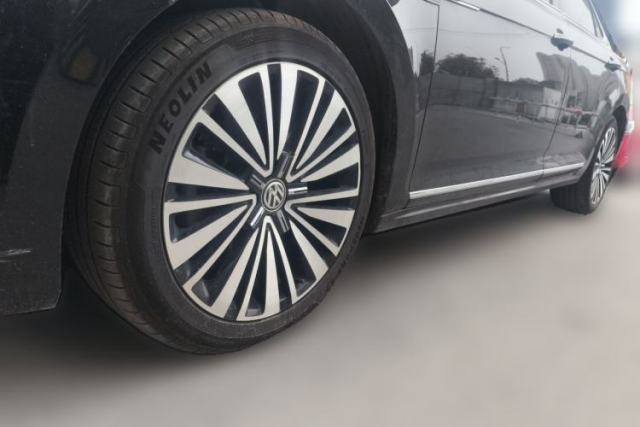 Volkswagen Passat 2020 330TSI Luxury Edition China VI usado