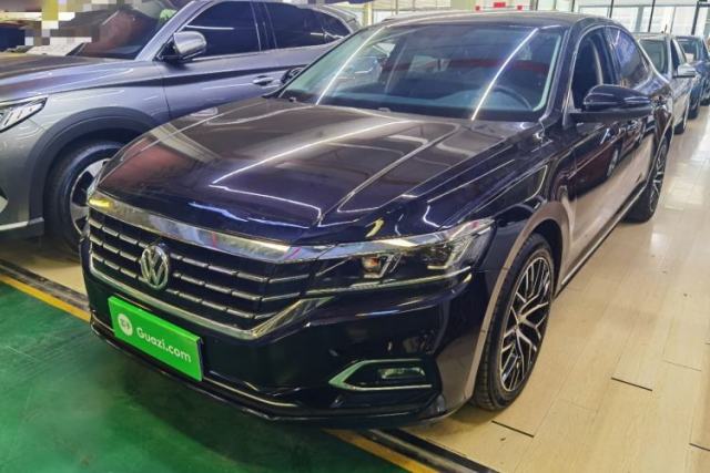 Used Volkswagen Passat 2020 Facelift 330TSI Elite Edition China VI Standard