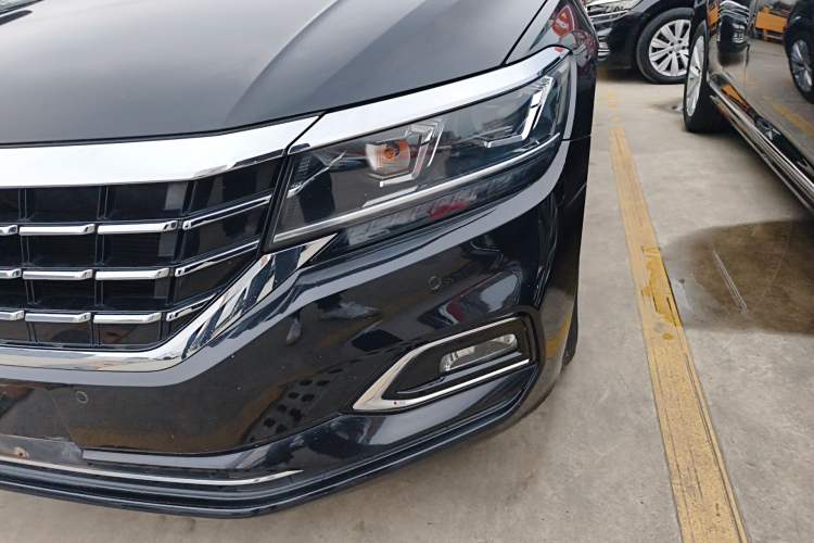 Used Volkswagen Passat 2020 330TSI Elite Edition China VI Left Front Headlight
