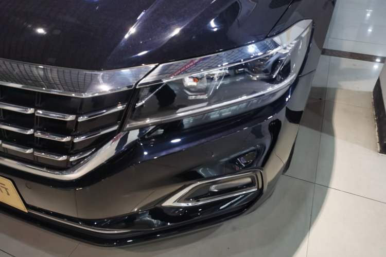 Used Volkswagen Passat 2020 330TSI Elite Edition China VI Left Front Headlight