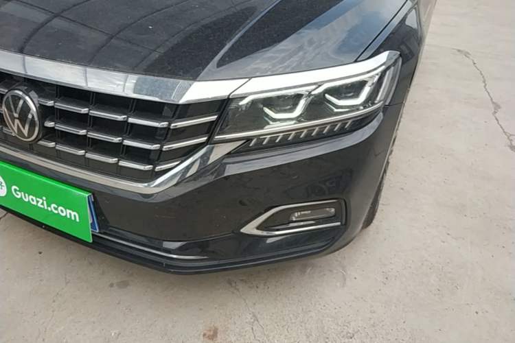 Used Volkswagen Passat 2020 Revised Version 330TSI Luxury Edition China VI Standard Left Front Headlight