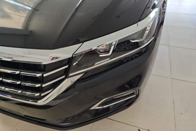 Used Volkswagen Passat 2020 Facelift 330TSI Elite Edition China VI Standard Left Front Headlight