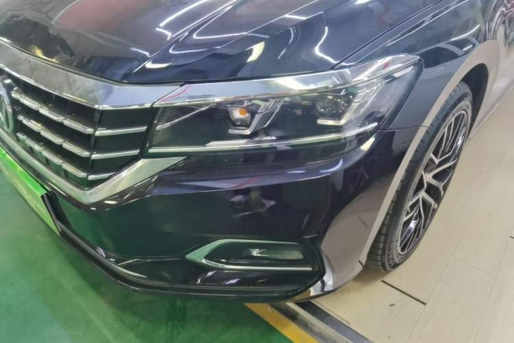 Used Volkswagen Passat 2020 Facelift 330TSI Elite Edition China VI Standard Left Front Headlight