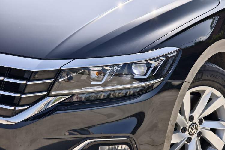 Used Volkswagen Passat 2020 280TSI Business Edition China VI Standard Left Front Headlight