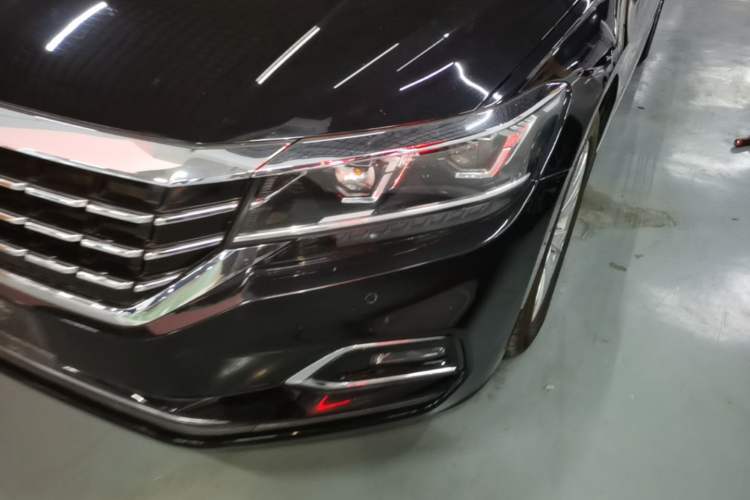 Used Volkswagen Passat 2020 Facelift 330TSI Elite Edition China VI Standard Left Front Headlight