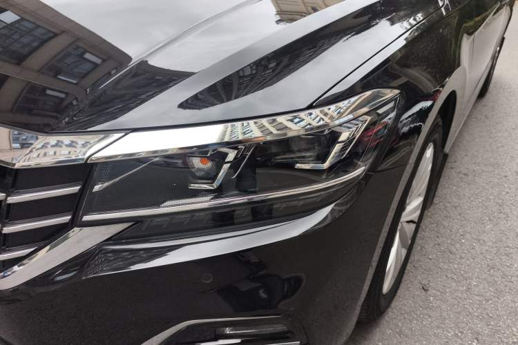 Used Volkswagen Passat 2020 330TSI Elite Edition China VI Left Front Headlight