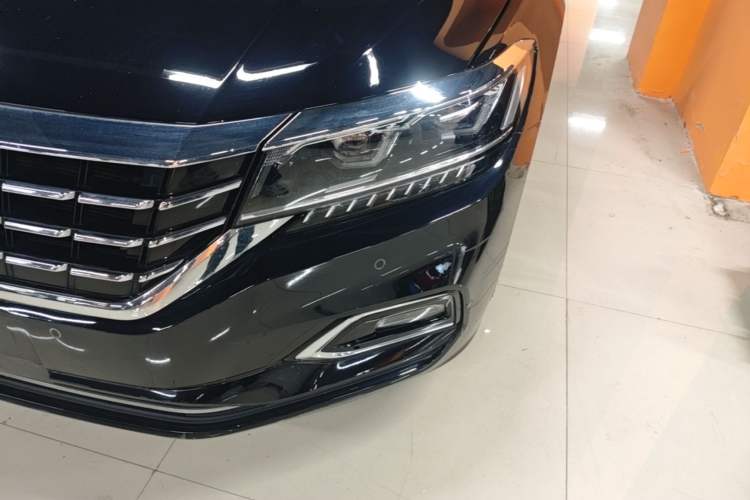 Used Volkswagen Passat 2020 Revised Version 330TSI Luxury Edition China VI Standard Left Front Headlight