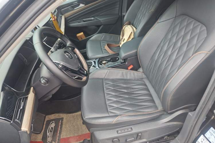 Used Volkswagen Passat 2020 380TSI Prestige Edition China VI Standard Left Front Seat