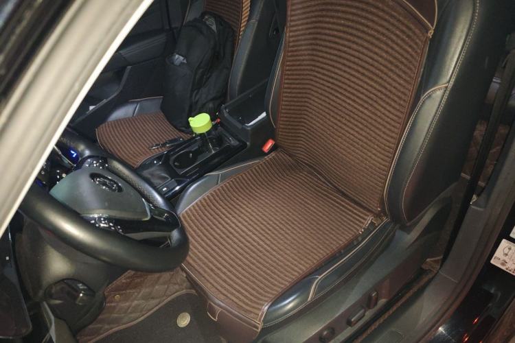 Used Volkswagen Passat 2020 330TSI Elite Edition China VI Left Front Seat