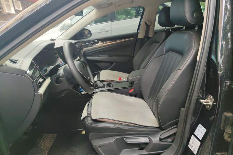 Used Volkswagen Passat 2020 280TSI Business Edition China VI Standard Left Front Seat
