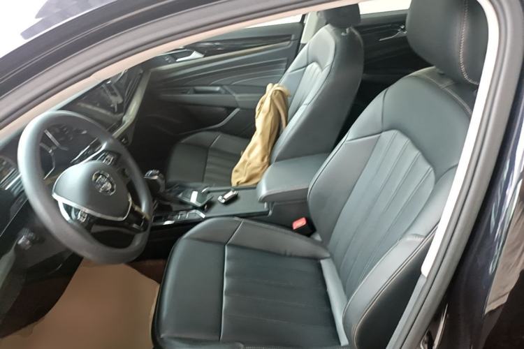Used Volkswagen Passat 2020 Revised Version 280TSI Business Edition China VI Standard Left Front Seat