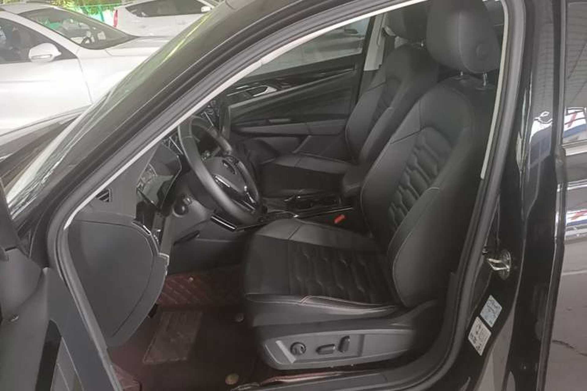 Used Volkswagen Passat 2020 Revised Version 280TSI Elite Edition China VI Standard Left Front Seat