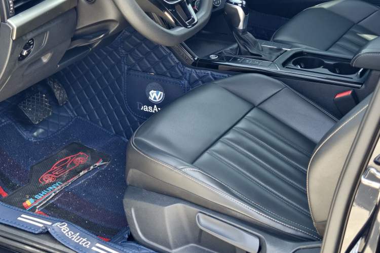 Used Volkswagen Passat 2020 280TSI Business Edition China VI Standard Left Front Seat
