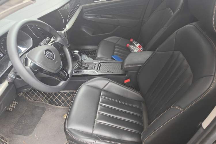 Used Volkswagen Passat 2020 Revised Version 280TSI Business Edition China VI Standard Left Front Seat