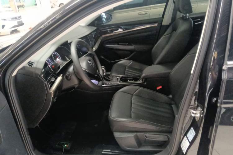Used Volkswagen Passat 2020 Revised Version 280TSI Business Edition China VI Standard Left Front Seat