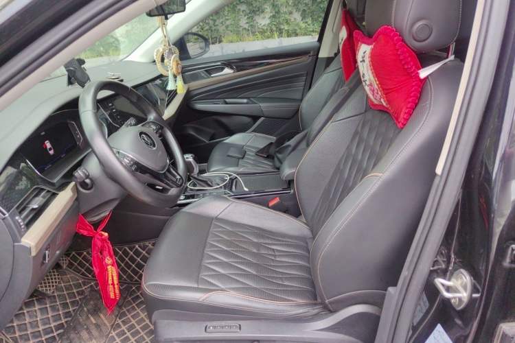 Used Volkswagen Passat 2020 330TSI Luxury Edition China VI Left Front Seat