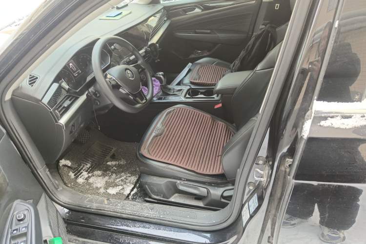 Used Volkswagen Passat 2020 Revised Version 280TSI Business Edition China VI Standard Left Front Seat