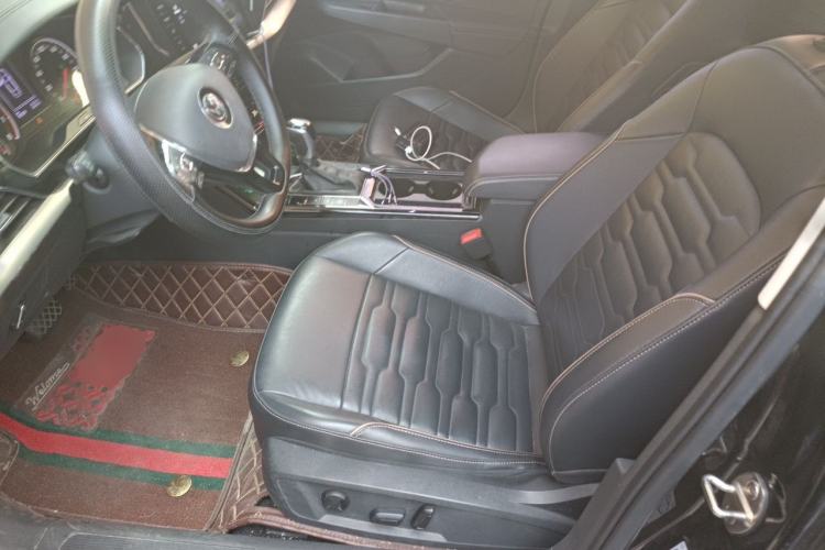 Used Volkswagen Passat 2020 330TSI Elite Edition China VI Left Front Seat