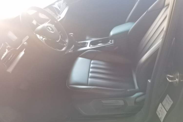 Used Volkswagen Passat 2020 Revised Version 280TSI Business Edition China VI Standard Left Front Seat