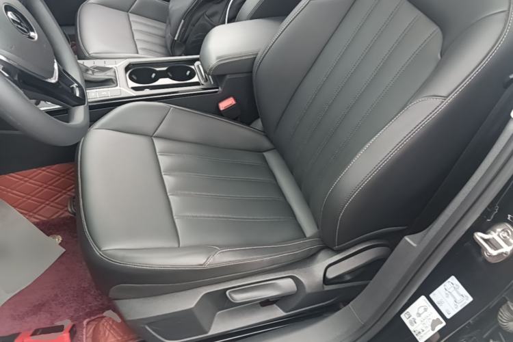 Used Volkswagen Passat 2020 Revised Version 280TSI Business Edition China VI Standard Left Front Seat