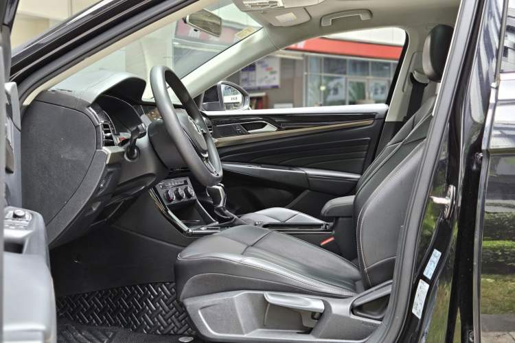 Used Volkswagen Passat 2020 280TSI Business Edition China V Standard Left Front Seat