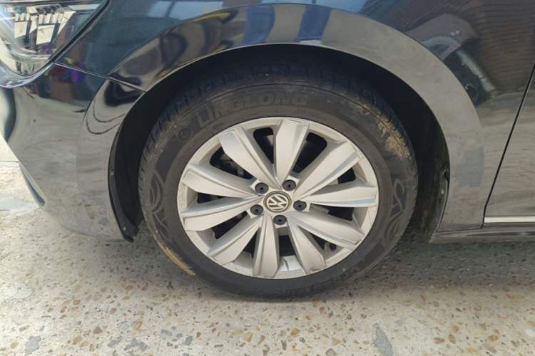 Used Volkswagen Passat 2020 330TSI Elite Edition China VI Left Front Wheel Hub