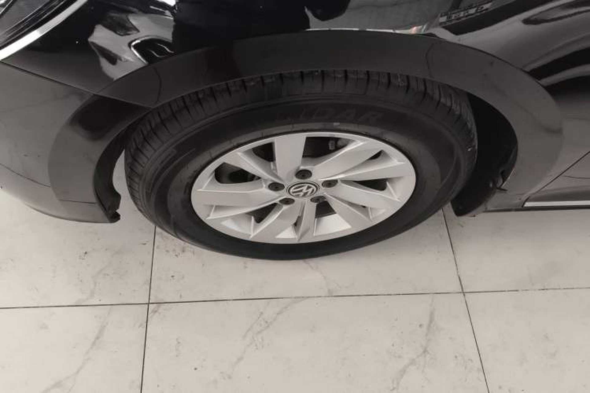 Used Volkswagen Passat 2020 Revised Version 280TSI Business Edition China VI Standard Left Front Wheel Hub