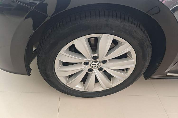 Used Volkswagen Passat 2020 330TSI Elite Edition China VI Left Front Wheel Hub