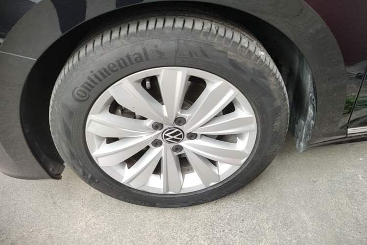 Used Volkswagen Passat 2020 330TSI Elite Edition China VI Left Front Wheel Hub