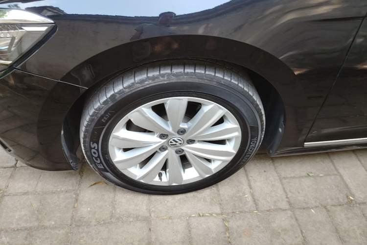 Used Volkswagen Passat 2020 330TSI Elite Edition China VI Left Front Wheel Hub