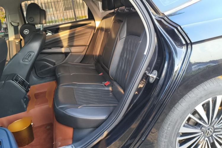 Used Volkswagen Passat 2020 Revised Version 330TSI Luxury Edition China VI Standard Left Rear Seat