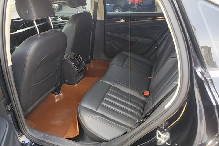 Used Volkswagen Passat 2020 Revised Version 280TSI Business Edition China VI Standard Left Rear Seat