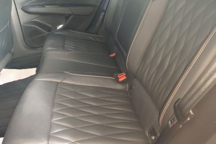 Used Volkswagen Passat 2020 330TSI Luxury Edition China VI Left Rear Seat
